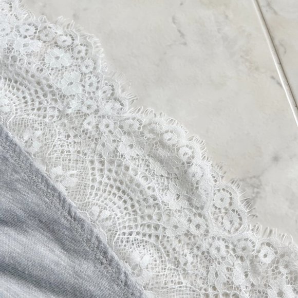 abercrombie kids "Every Day is a New Adventure" Elephant Graphic Lace Shirt Girl - Picture 4 of 5